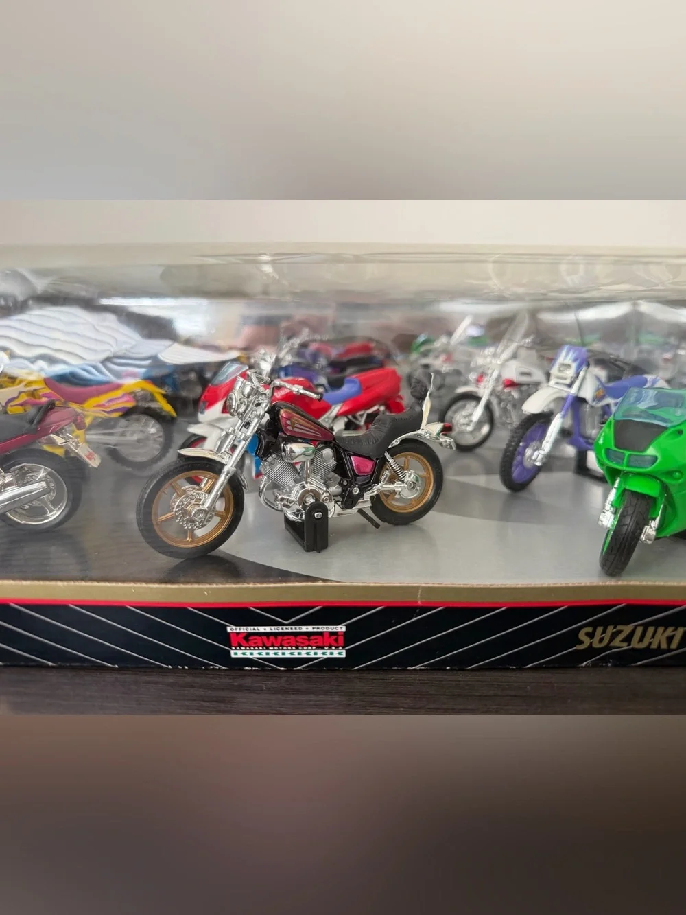 Vintage 1995 Maisto 1:18 Motorcycle Collection Set of 9 Diecast Bikes BMW Yamaha